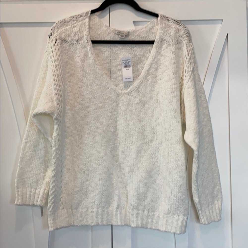 American Eagle sweater